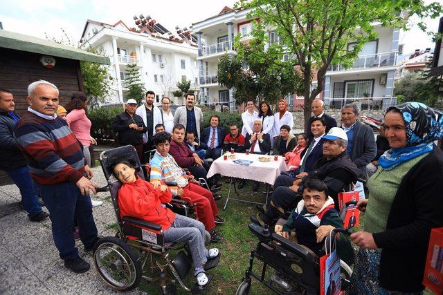 Başkan Gürün, “Fethiye’ye Down Kafe yapımı için çalışıyoruz”