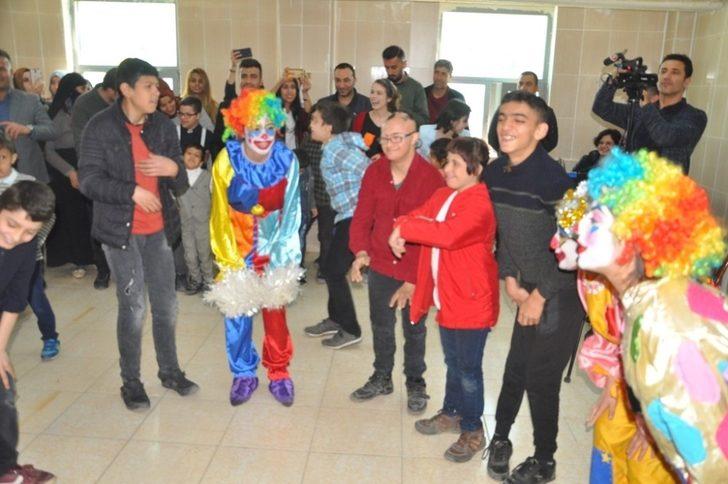 Cizre’de down sendrumlular farkındalık günü kutlandı G1