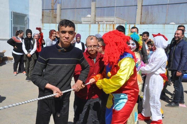 Cizre’de down sendrumlular farkındalık günü kutlandı G5