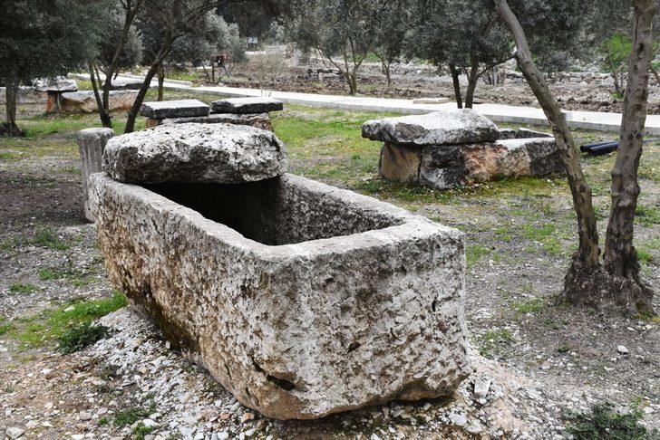 'Gladyatörler kenti'nin mezarları ziyarete açılıyor G5