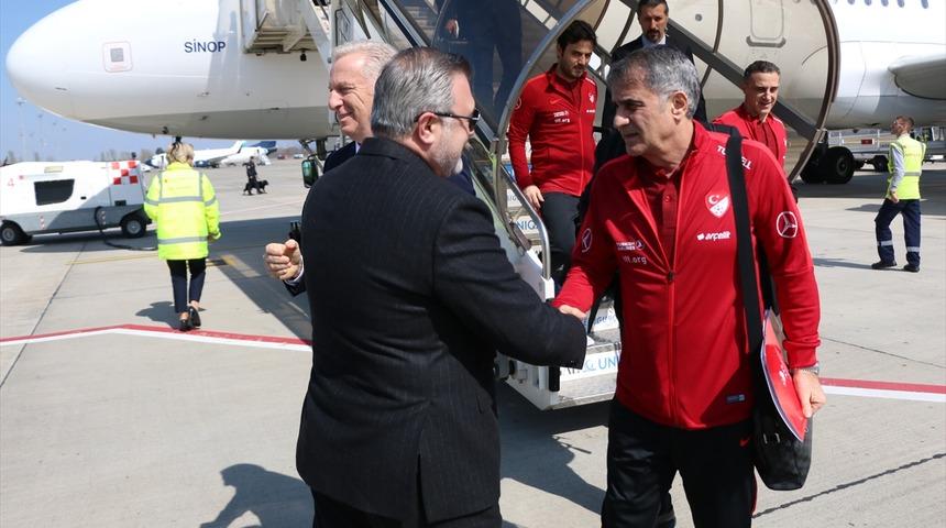 A Milli Futbol Takımı Tiran'da