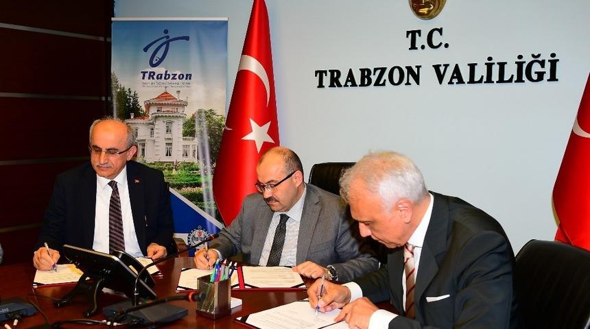 İşadamı Can &Ccedil;obanoğlu S&uuml;rmene&rsquo;de engelli &ouml;ğrenciler i&ccedil;in derslik yaptırıyor