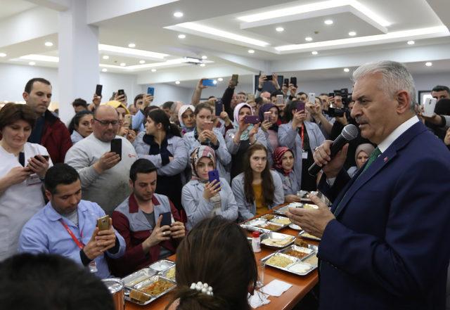 Yıldırım Esenyurt'ta fabrika işçilerini ziyaret etti