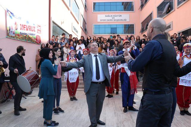 Edirne'de 9-8'lik nevruz kutlaması