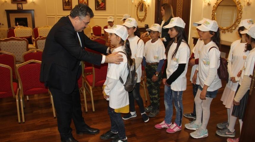 Öğrencilerden emniyet müdürüne ziyaret