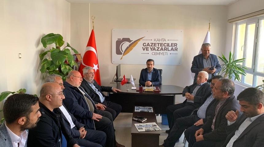 Metiner&rsquo;den Kahta Gazeteciler ve Yazarlar Cemiyetine ziyaret