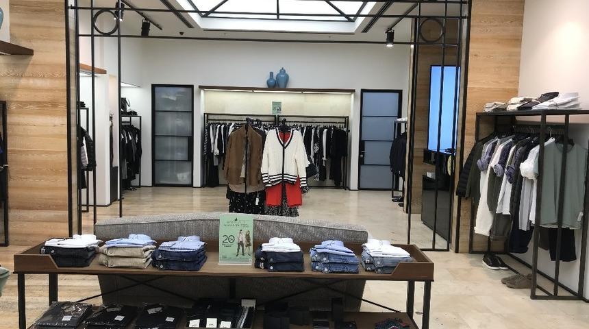 BEYMEN Club İzmir&rsquo;de 5&rsquo;inci mağazasını a&ccedil;tı