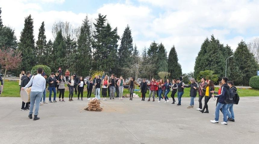 SAÜ’de Nevruz coşkusu