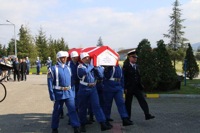 Uzman çavuş, kalp krizi geçirerek, şehit oldu (2)