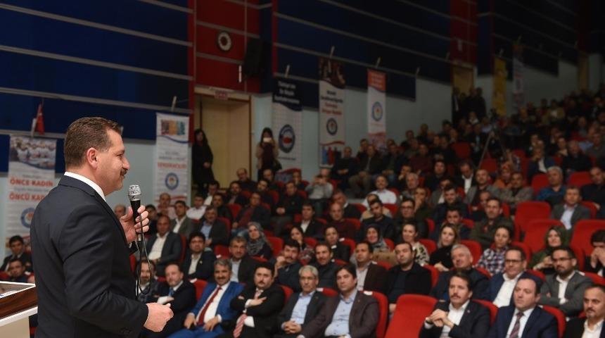 Yılmaz, Eğitimciler ile buluştu