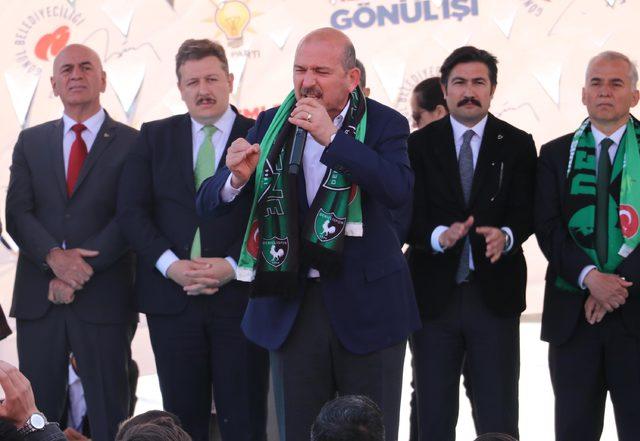 Bakan Soylu, depremin vurduğu Denizli'de (2)