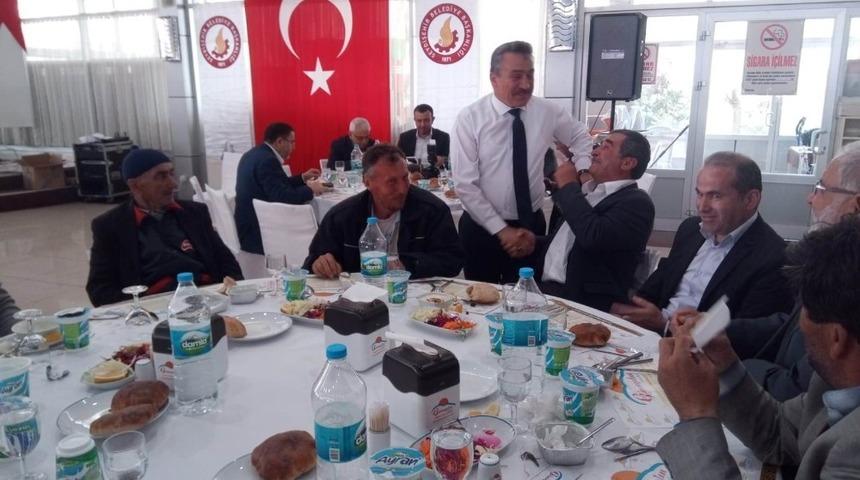 Başkan Tutal, muhtarlarla vefa programında buluştu