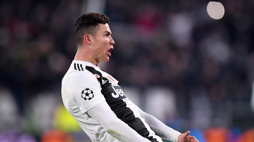 UEFA, Cristiano Ronaldo'ya 20 bin euro para para cezası verdi
