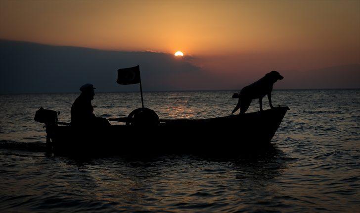 Güneşin suya kavuştuğu anı yakalamak için yarıştılar G3
