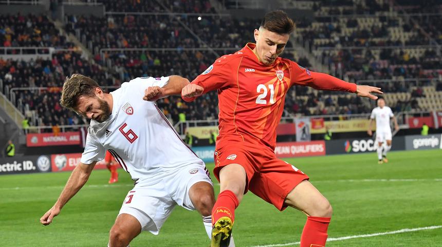 Fenerbahçeli yıldız Eljif Elmas ülkesinde coştu