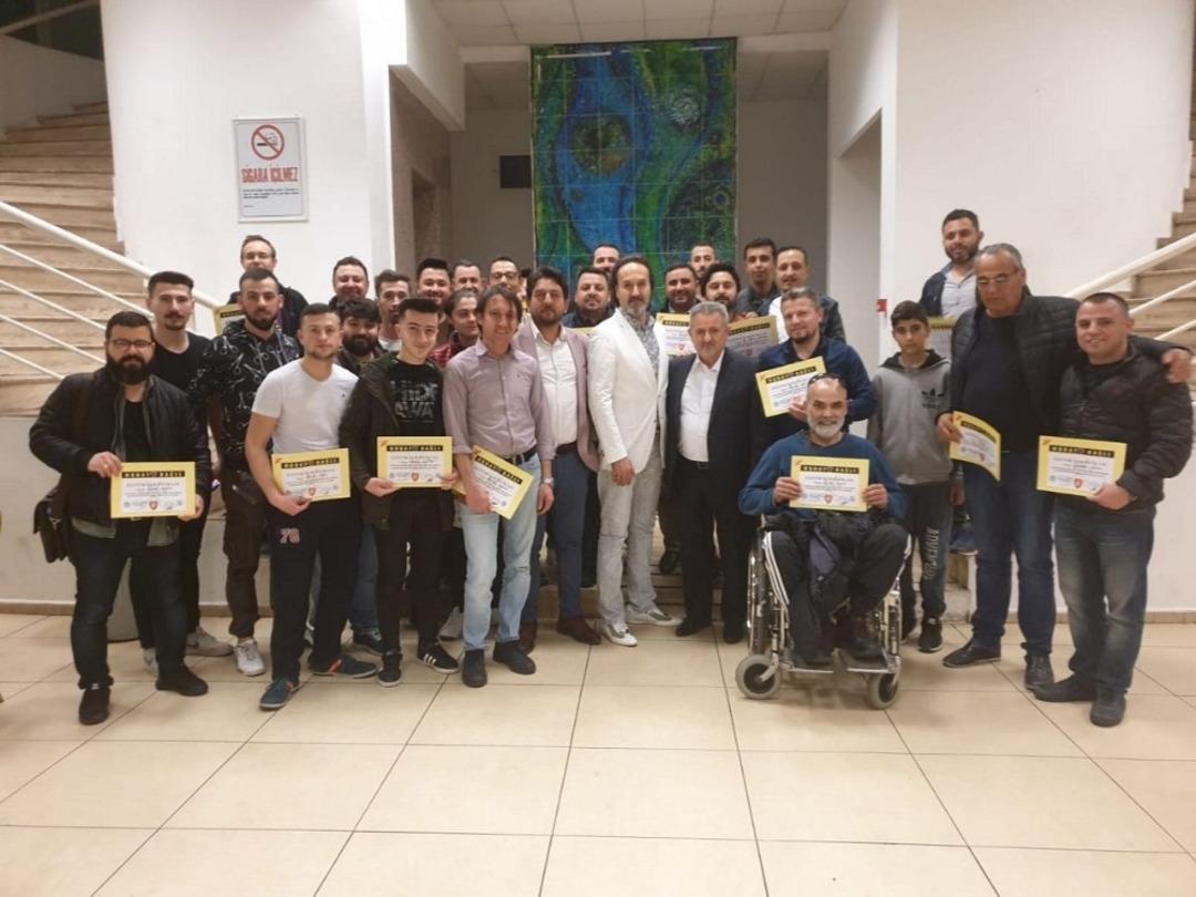 Aydın&rsquo;da berberlere mesleğin incelikleri anlatıldı