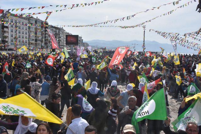 Gündoğdu Meydanı'ndaki nevruz kutlamasıyla ilgili HDP'li vekillere suç duyurusu