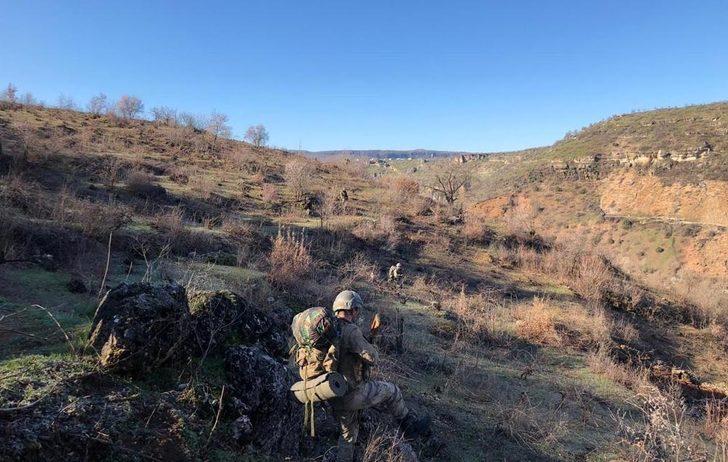 Diyarbakır'da 4 sığına, 1 mevzi tespit edildi! 'Bunu ilk kez gördük' G2