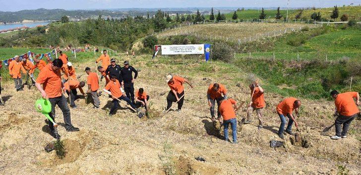 Hükümlülerden Adalet Ormanı’na 3 bin fidan G4