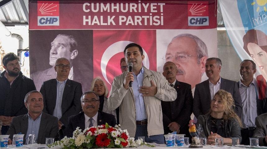 Ömer Günel, Kuşadası’nda yaşayan Denizlililerle buluştu