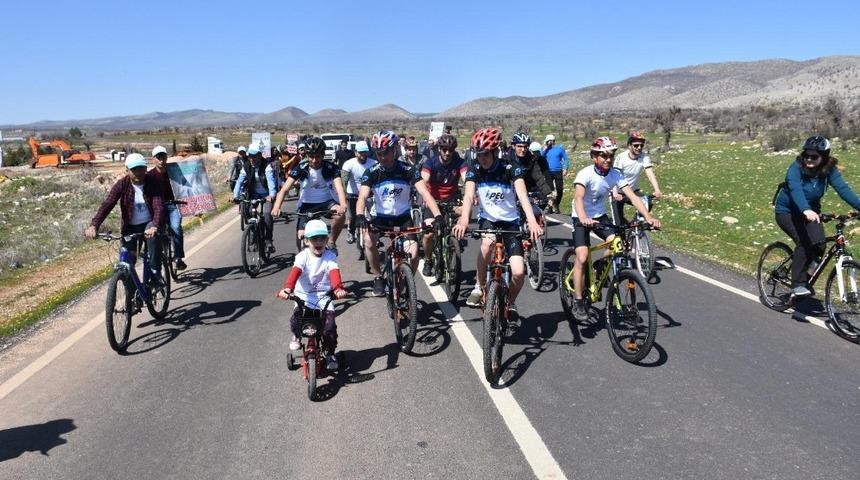 Darge&ccedil;it&rsquo;te bisiklet s&uuml;r&uuml;ş&uuml; ile madde bağımlılığına dikkat &ccedil;ekildi