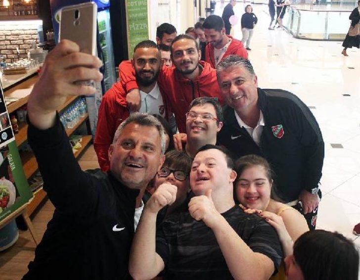 Karşıyaka Spor Kulübü'nden Fikret Orman'a tepki G3