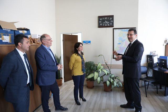 AK Parti Genel Başkan Yardımcısı Yavuz’dan Adapazarı Belediyesi’ne ziyaret