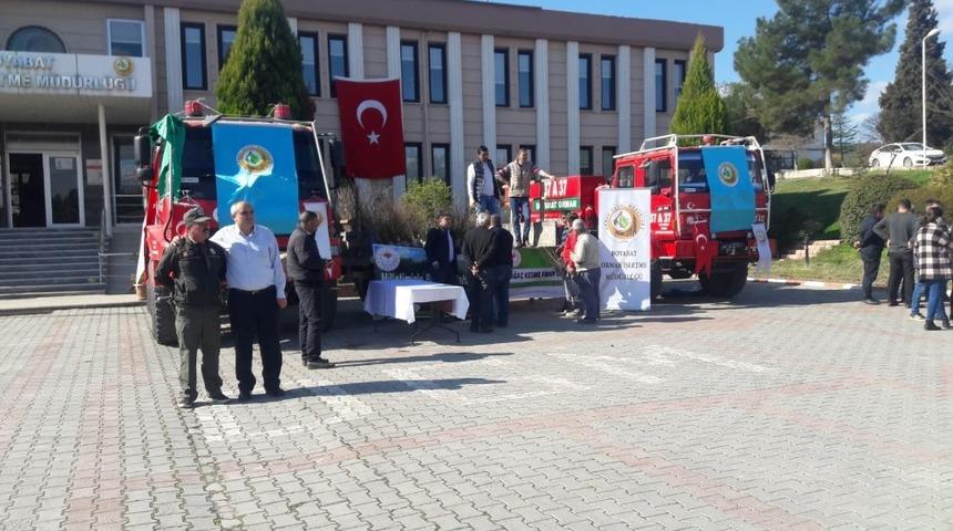 Vatandaşlara &uuml;cretsiz fidan dağıtıldı