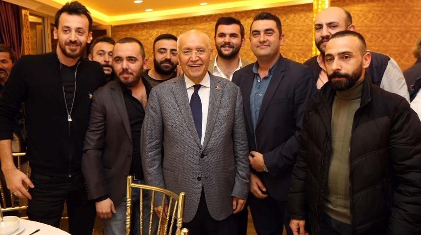 Başkan Yaşar, iş insanlarıyla buluştu