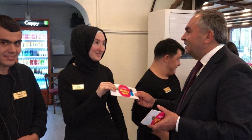 Başkan Ay kusursuz kafeyi ziyaret etti