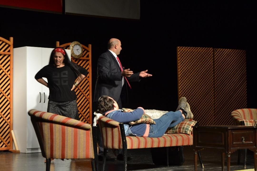 Madde bağımlılığına karşı &rsquo;Hayatına tiyatro&rsquo;