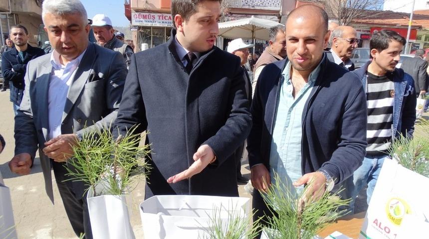 Hisarcık’ta Orman Haftasında 3 bin 500 fidan dağıtıldı