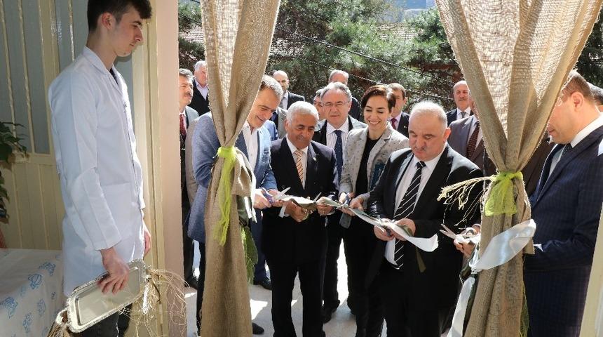 BAKKA desteğiyle kurulan STEM eğitim laboratuvarı a&ccedil;ıldı