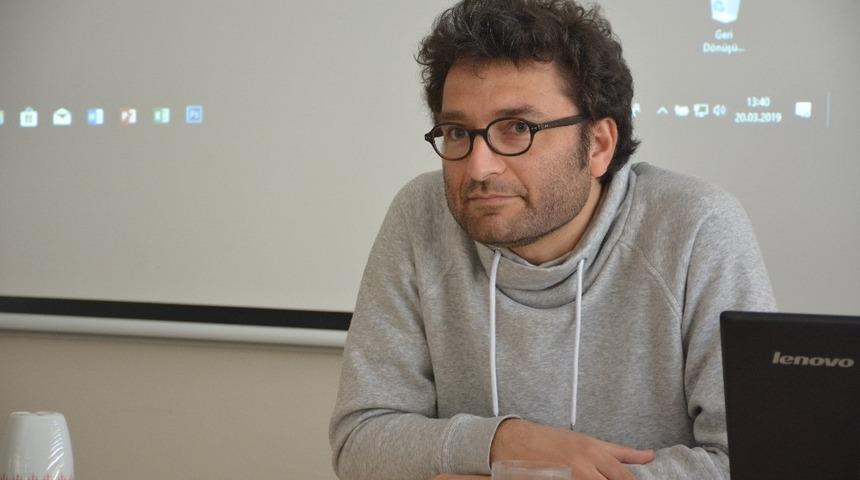 Delier "Sanatçı sabırlı olmalıdır"