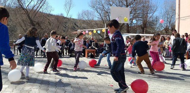 Darende’de Nevruz coşkusu