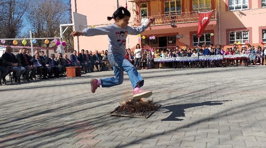 Darende’de Nevruz coşkusu