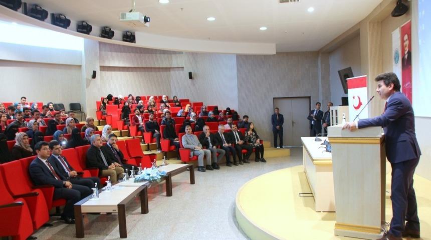 Yabancı uyruklu &ouml;ğrencilerle s&ouml;yleşi