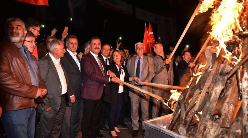 Tuna: “Bu kenti sevginin, kardeşliğin ve barışın kenti yapacağız”