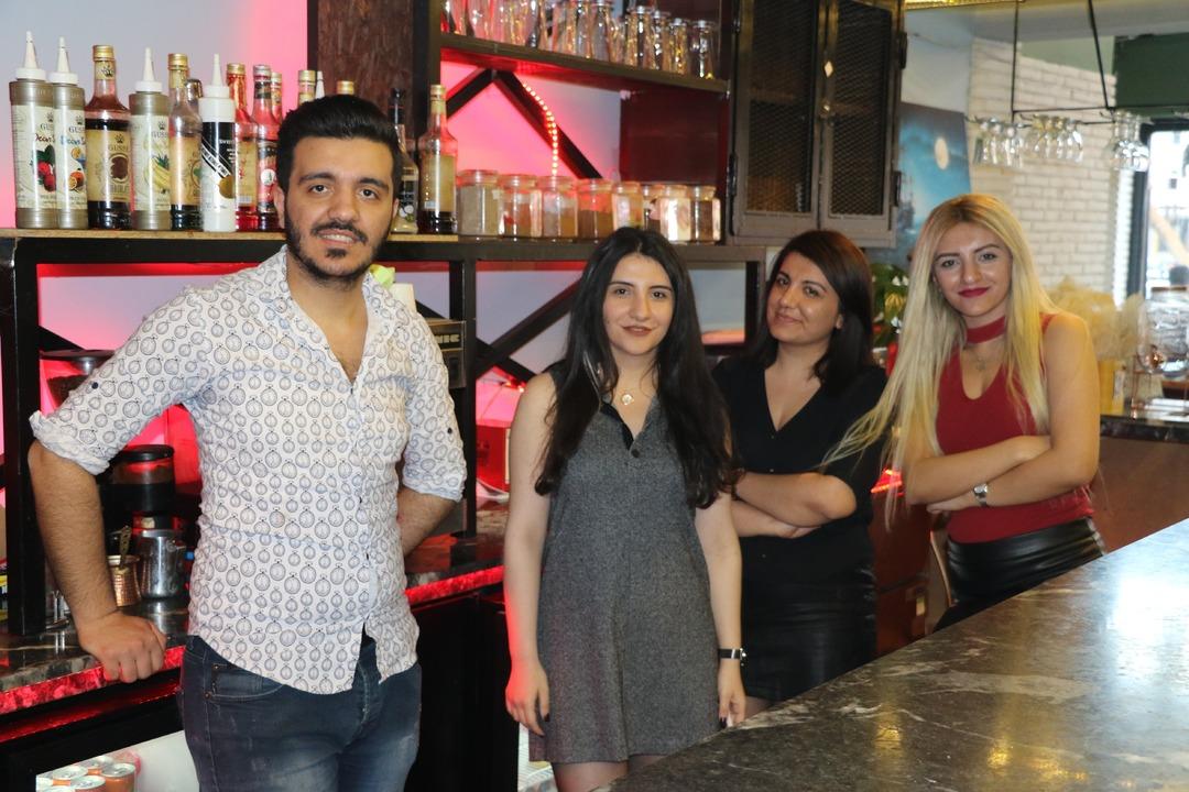 D&ouml;rt kardeş ele ele verdi, kendi işlerinin patronu oldu