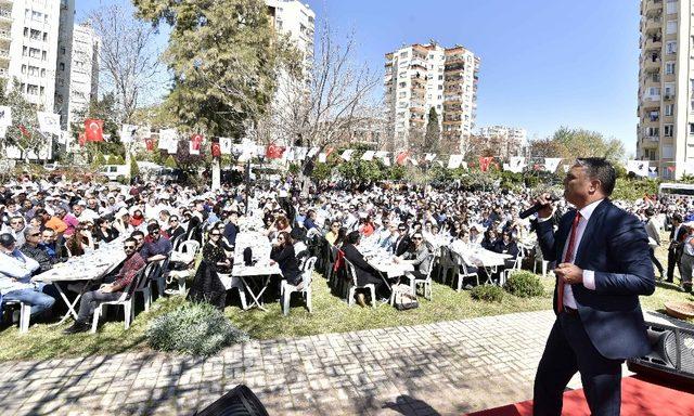 Uysal, belediye personeliyle buluştu