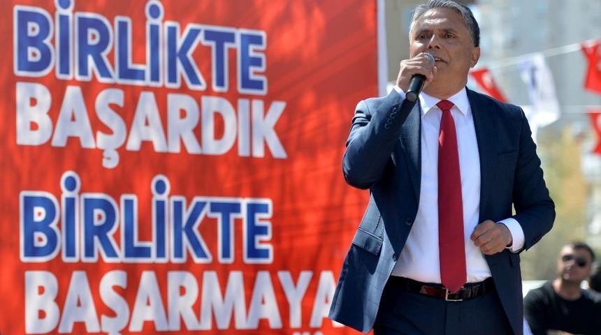 Uysal, belediye personeliyle buluştu