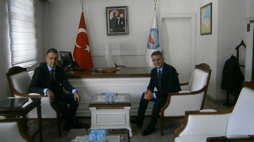 Vali &Ccedil;ağatay&rsquo;dan Kaymakam &Ouml;zkan&rsquo;a ziyaret