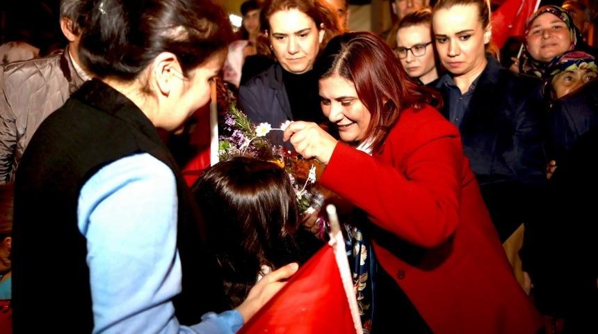 &Ouml;zlem &Ccedil;er&ccedil;ioğlu, Tekeler Mahallesinde vatandaşlarla buluştu