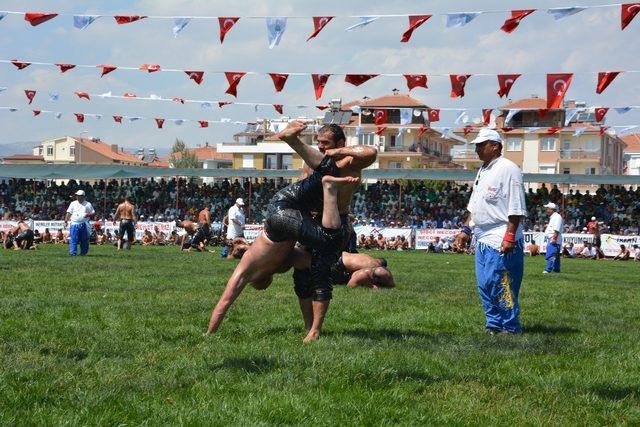 Antalya’nın Yağlı Pehlivan Güreş takvimi belli oldu