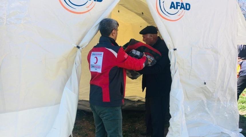 Deprem sonrası yaralar sarılıyor