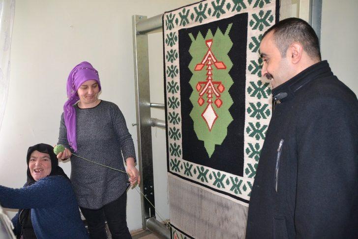 Şenkaya’da "Kilimim çok yaşasın projesi" G1