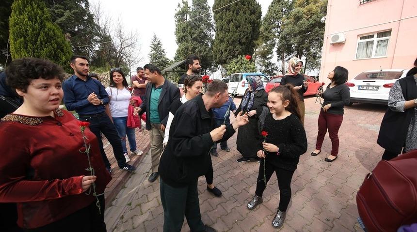 Engelsiz Yaşam Akademisi&rsquo;nden huzur evi ziyareti