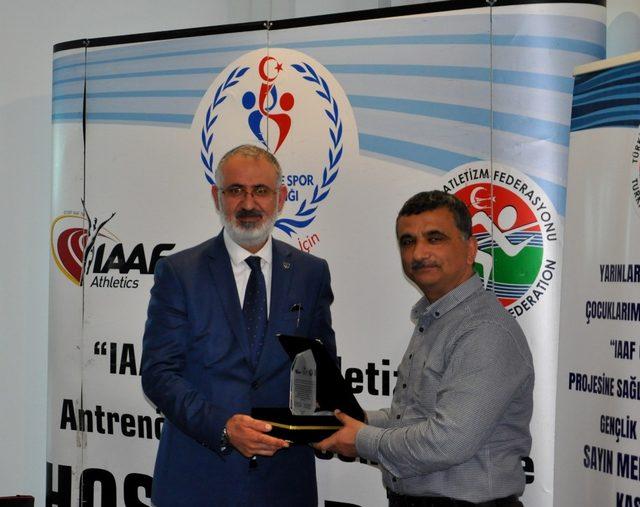 “IAAF Çocuk Atletizm” Projesi Yakın Doğu Üniversitesi’nde gerçekleştirildi