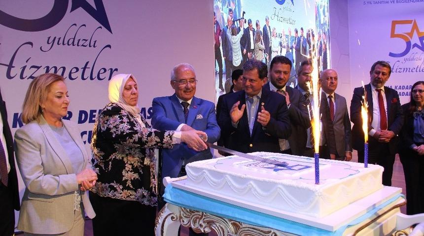 Başkan Kocamaz, 10. Yıl Marşı ile veda etti