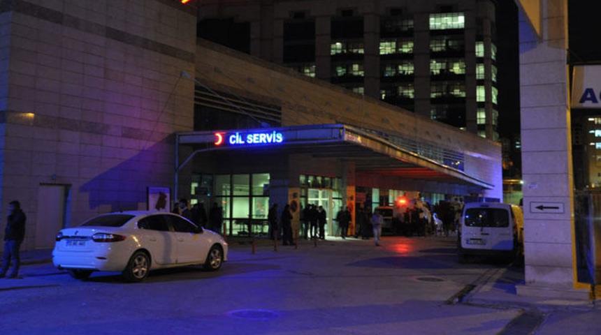 Kuzenler arasında bı&ccedil;aklı kavga: 1 &ouml;l&uuml;